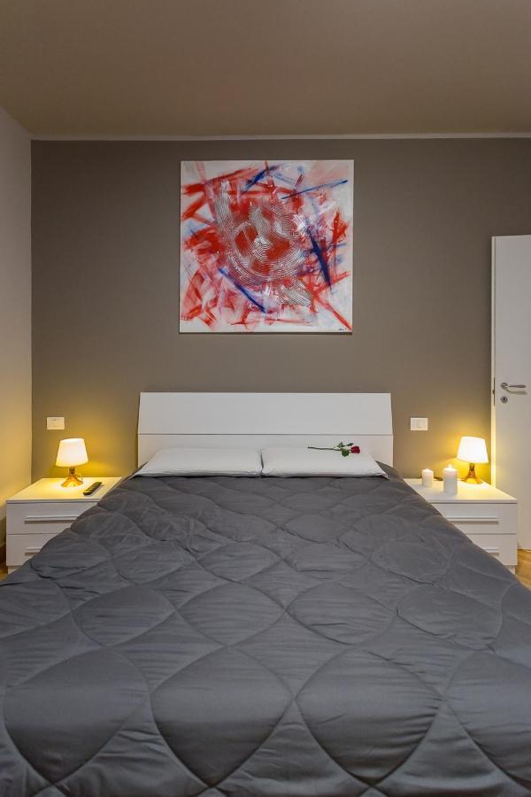 Hh Hermoso Housing Alessandria Exteriör bild