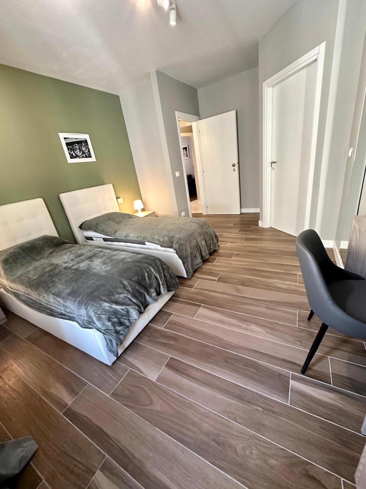 Hh Hermoso Housing Alessandria Exteriör bild